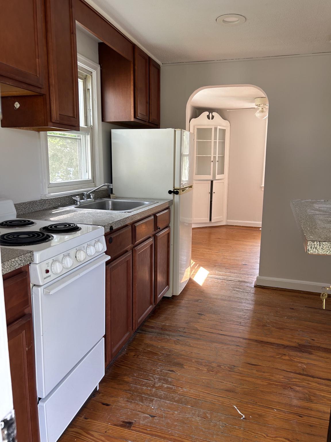 452 Raritan Ave Property Photo 34