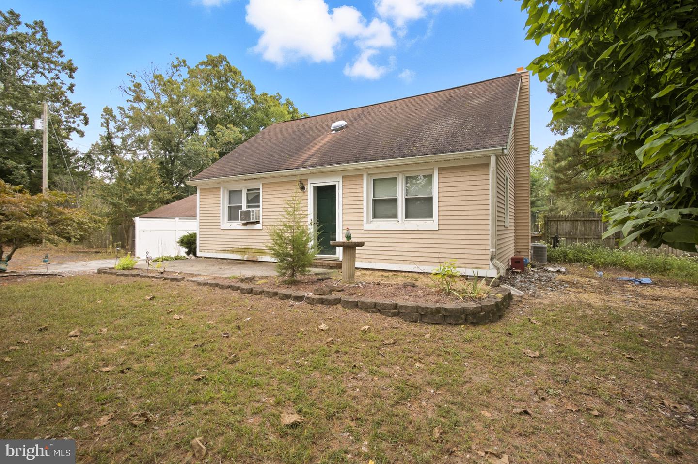 687 Jackson Road Property Photo 2