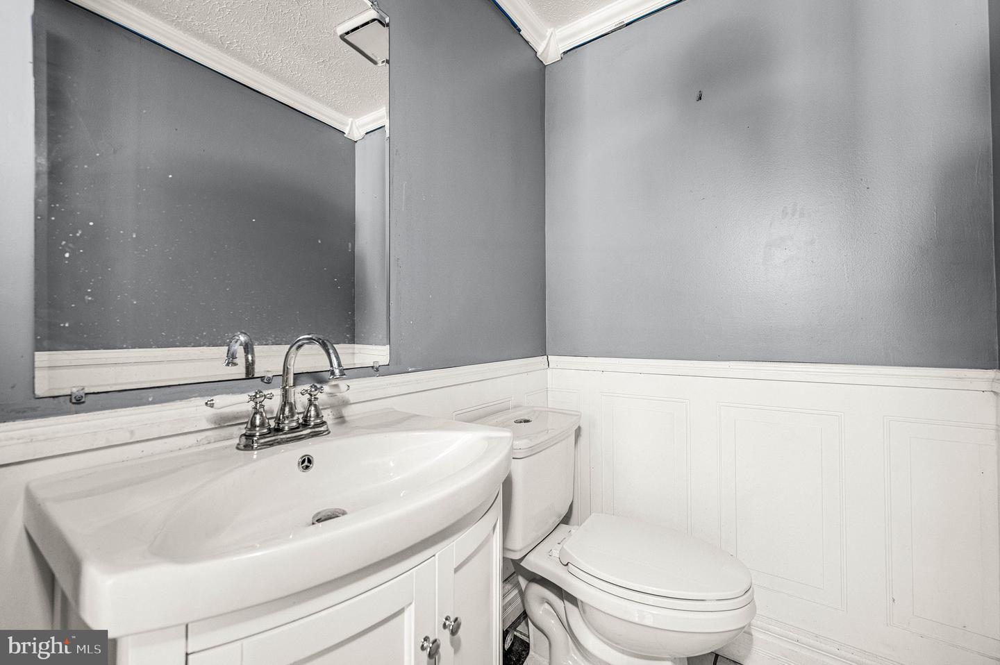 2310 Greenwood Dr Property Photo 9