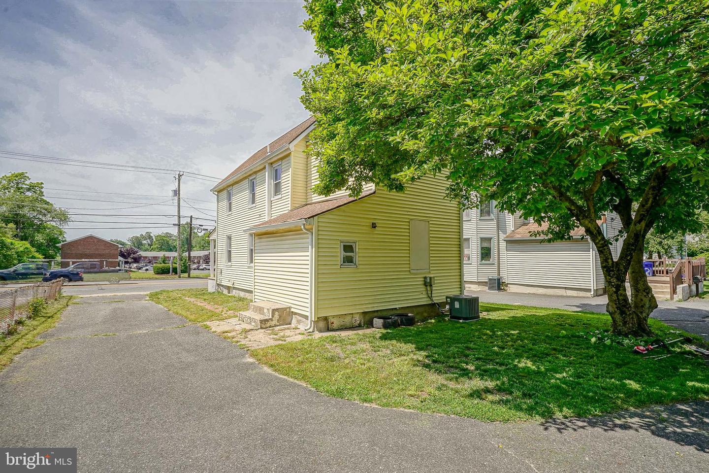 223 White Horse Pike Property Photo 3