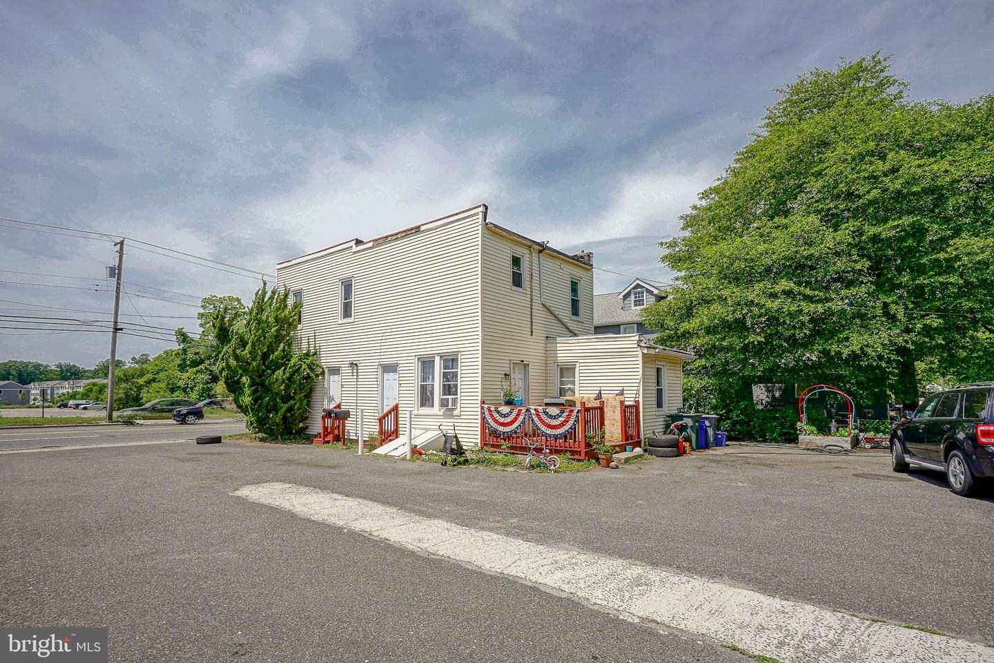 231 White Horse Pike Property Photo 1