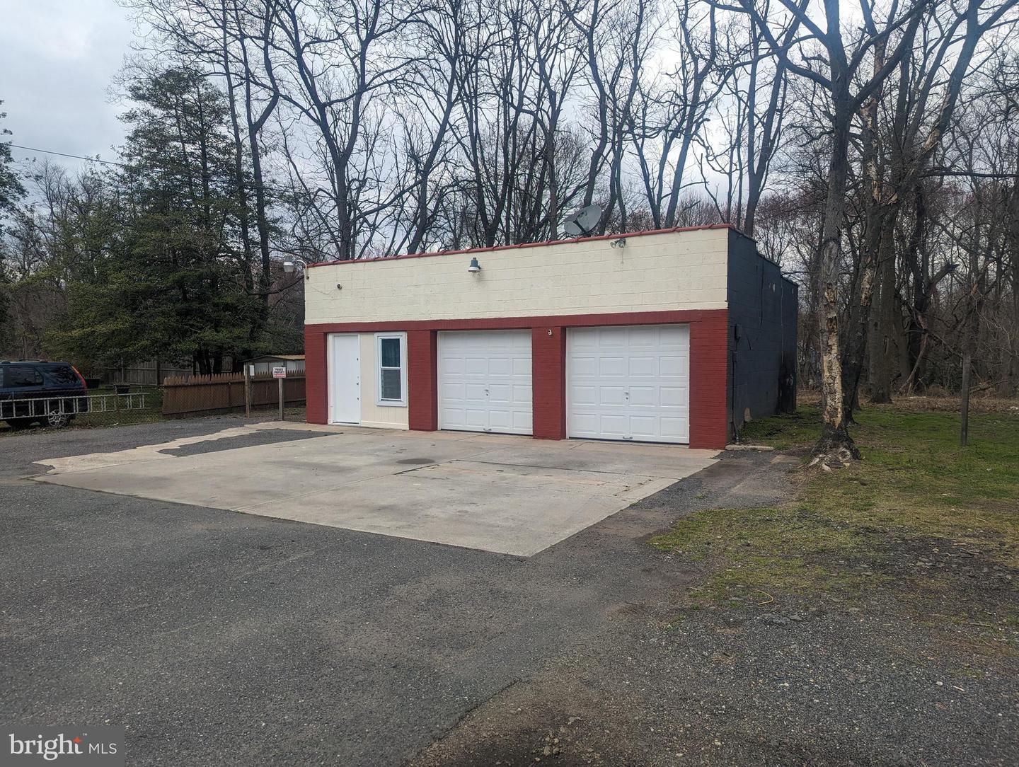 231 White Horse Pike Property Photo 6