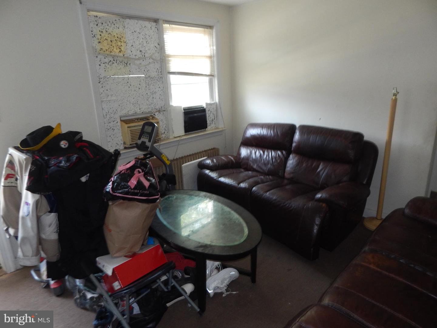 1906 46th St Property Photo 15