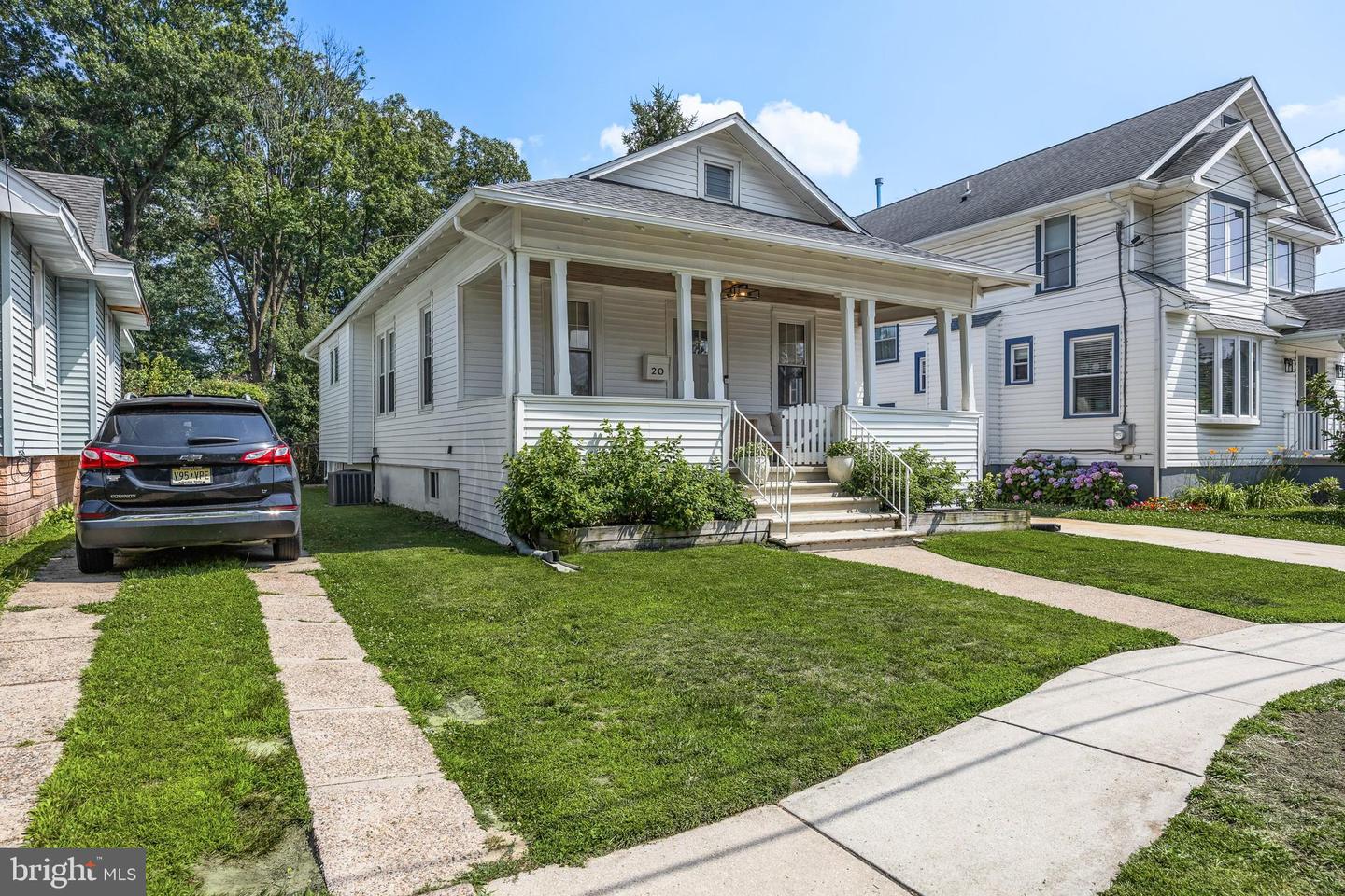 20 E Walnut Property Photo 3