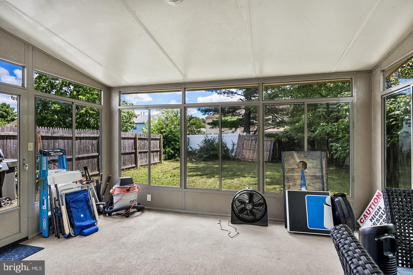 12 Hewitt Ln Property Photo 15
