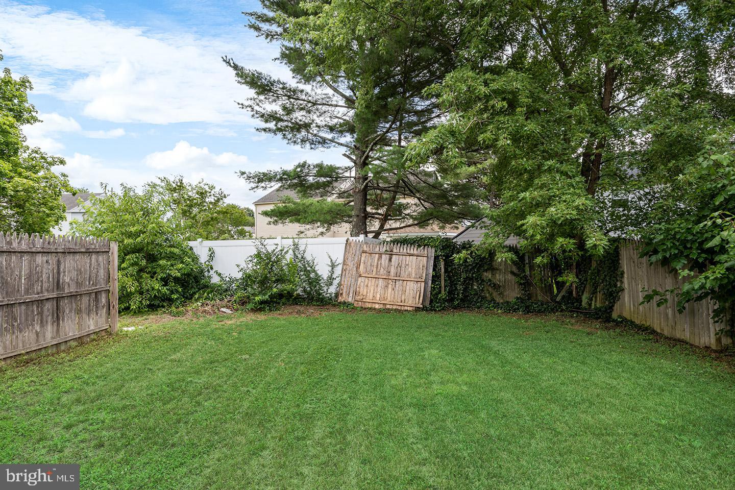12 Hewitt Ln Property Photo 25