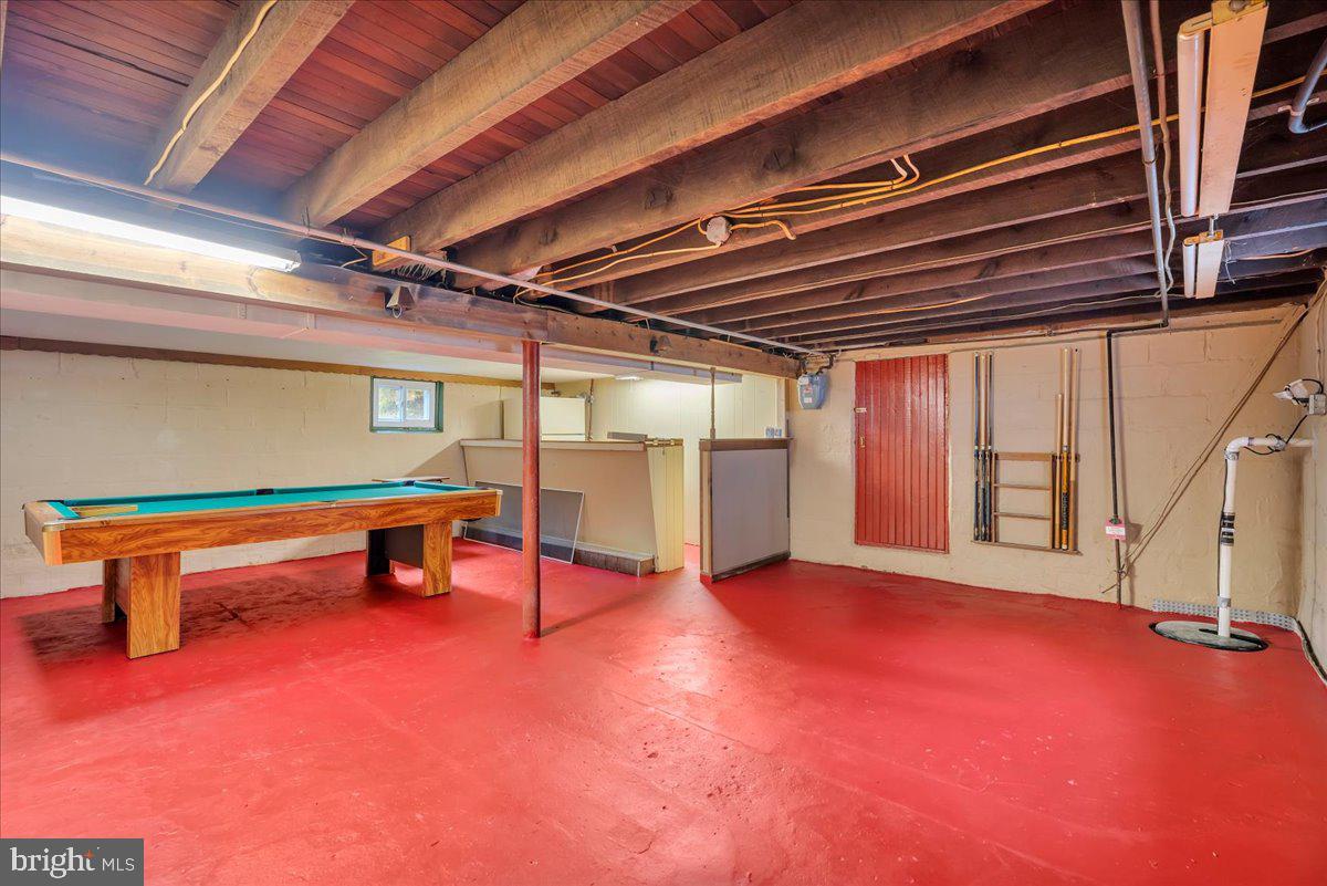 211 S Logan Property Photo 20