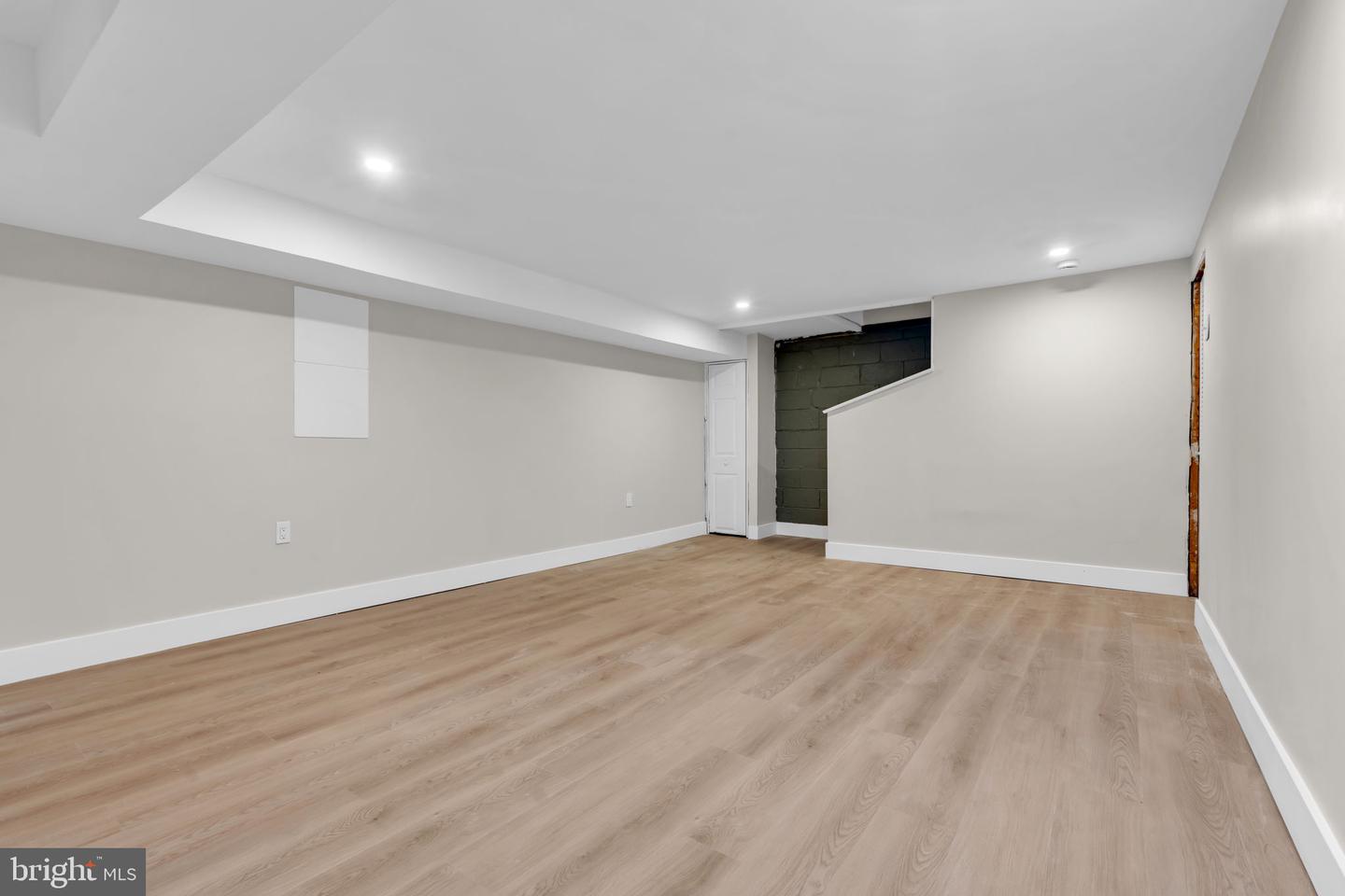 7487 Githens Ave Property Photo 22