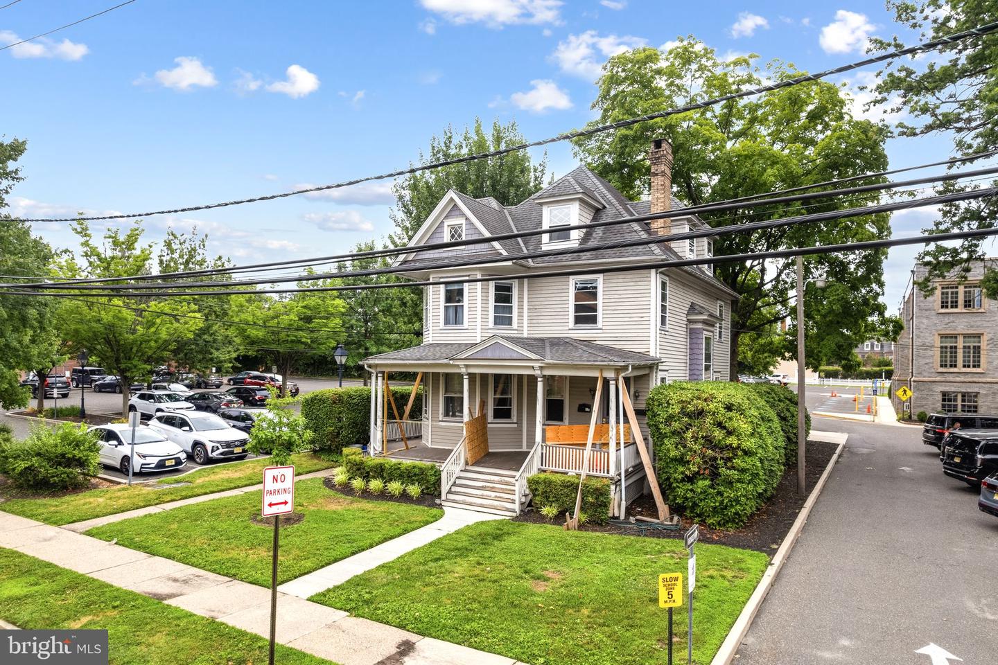 20 Chestnut Property Photo 2