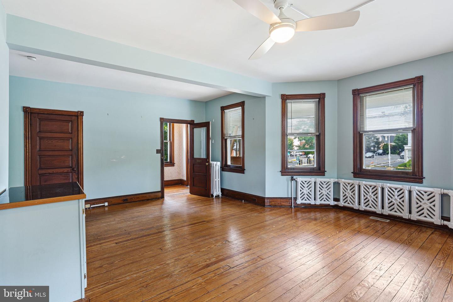 20 Chestnut Property Photo 5