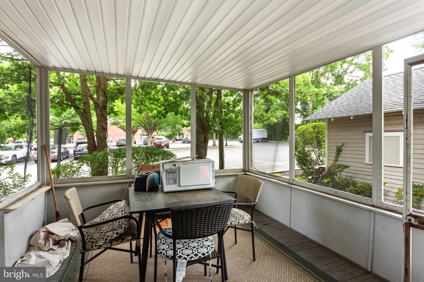 20 Chestnut Property Photo 31
