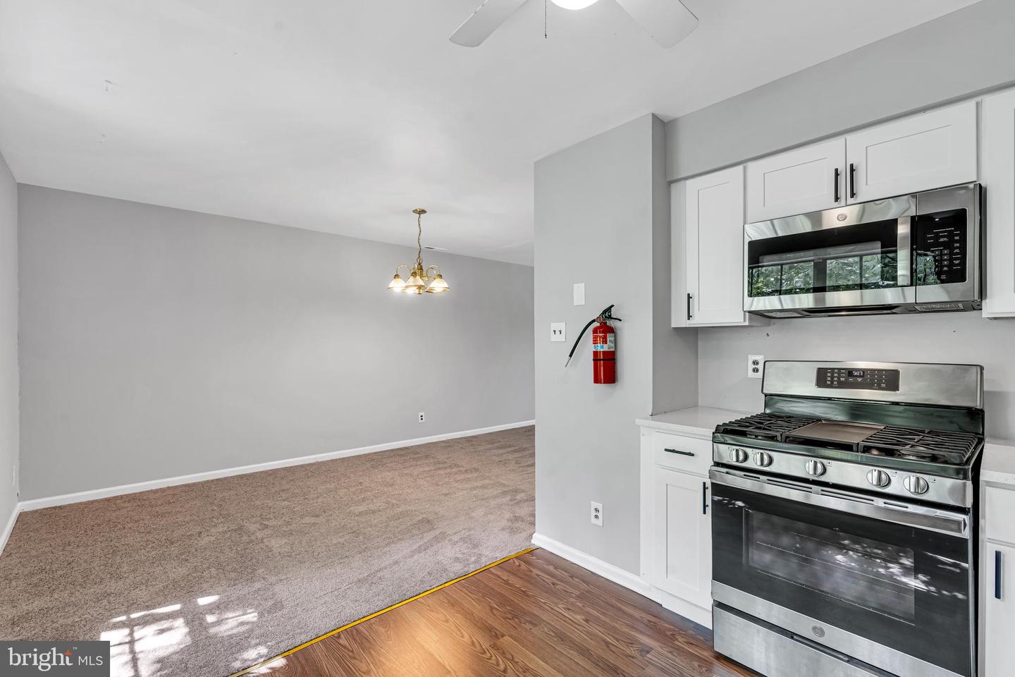 5 Harrington Ln #b Property Photo 11