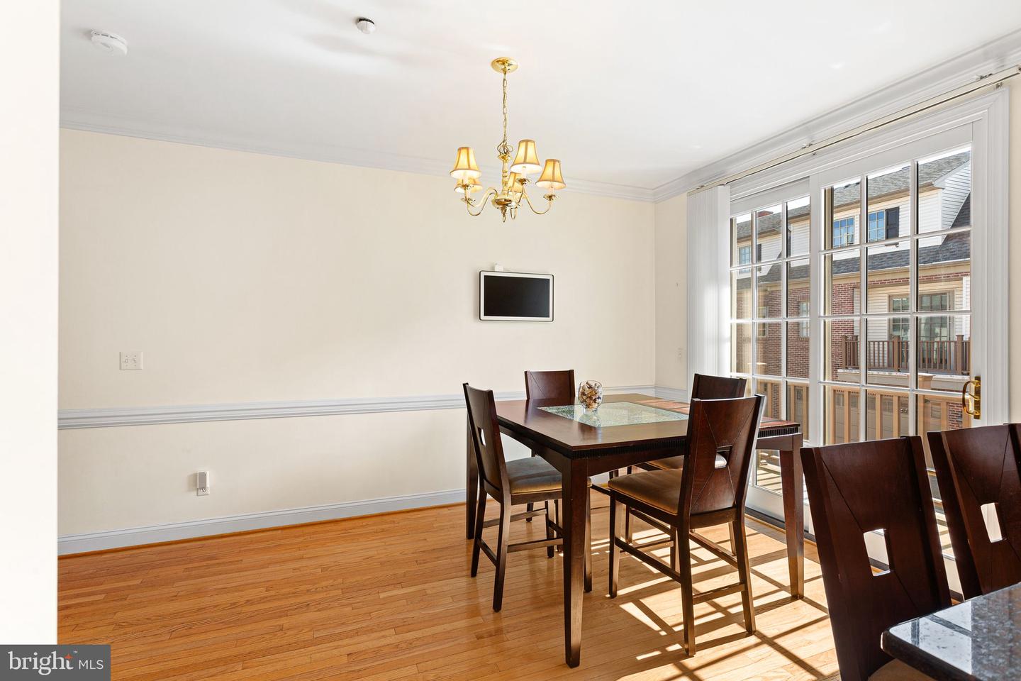 22 Washington Property Photo 7