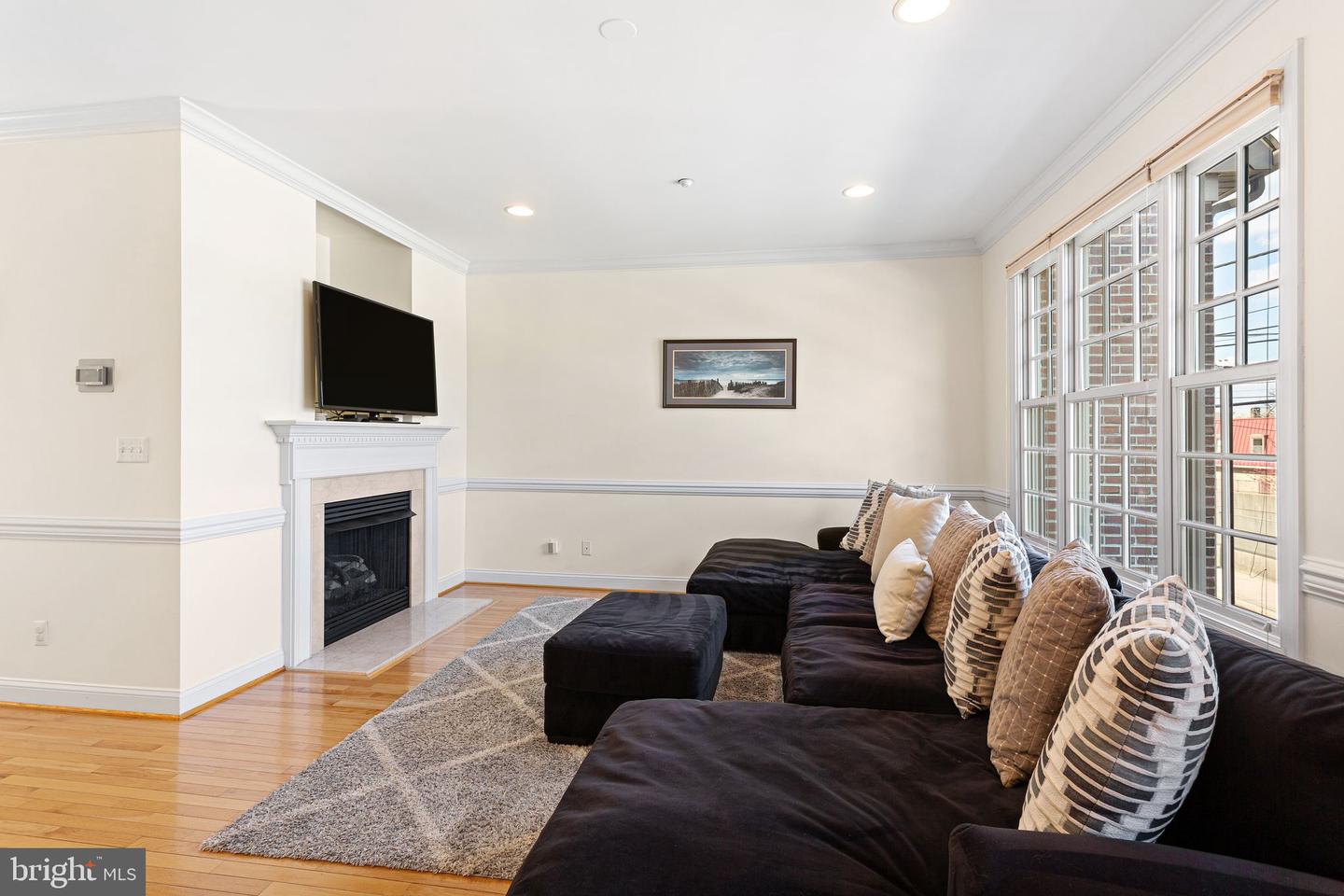 22 Washington Property Photo 15