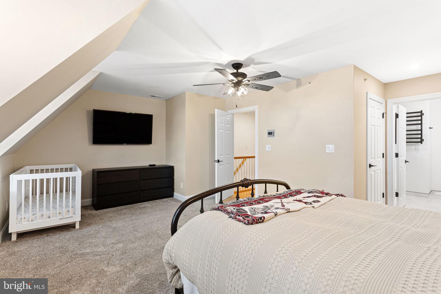 22 Washington Property Photo 24