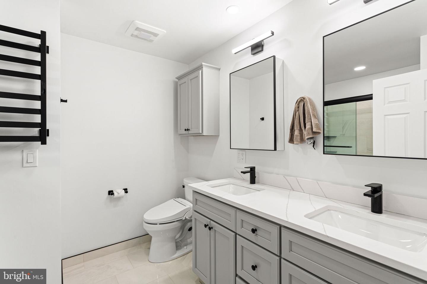 22 Washington Property Photo 26