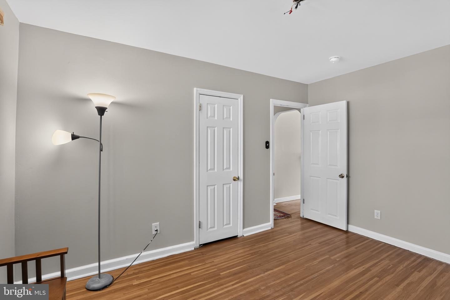 50 Ward Ave Property Photo 13