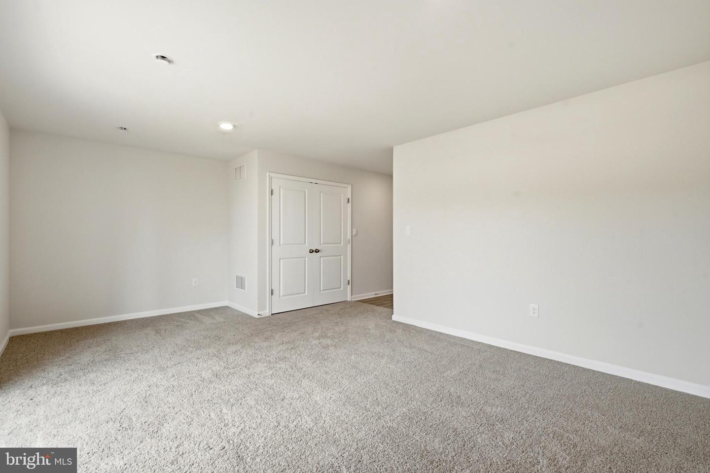 129 Gary Way Property Photo 11
