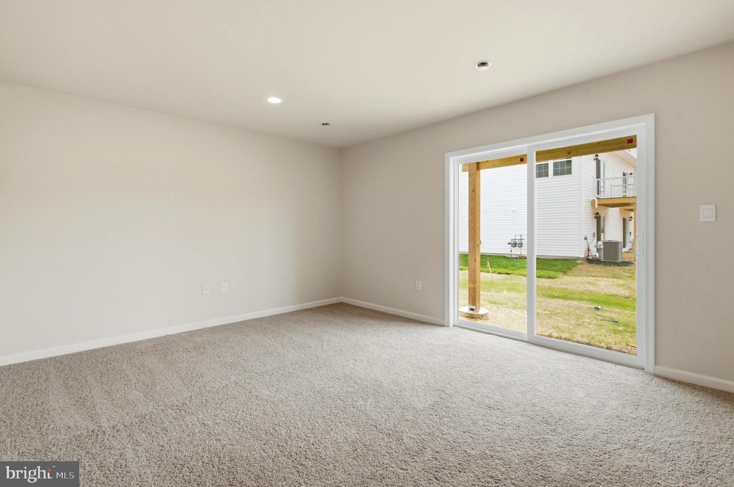 129 Gary Way Property Photo 12