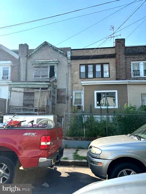 3163 MERRIEL AVE Property Photo 1