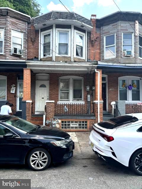 1252 Chase St Property Photo 1