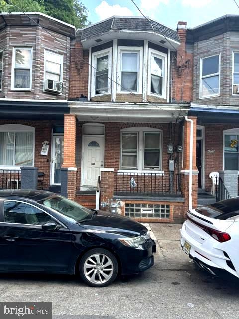 1252 Chase St Property Photo 2