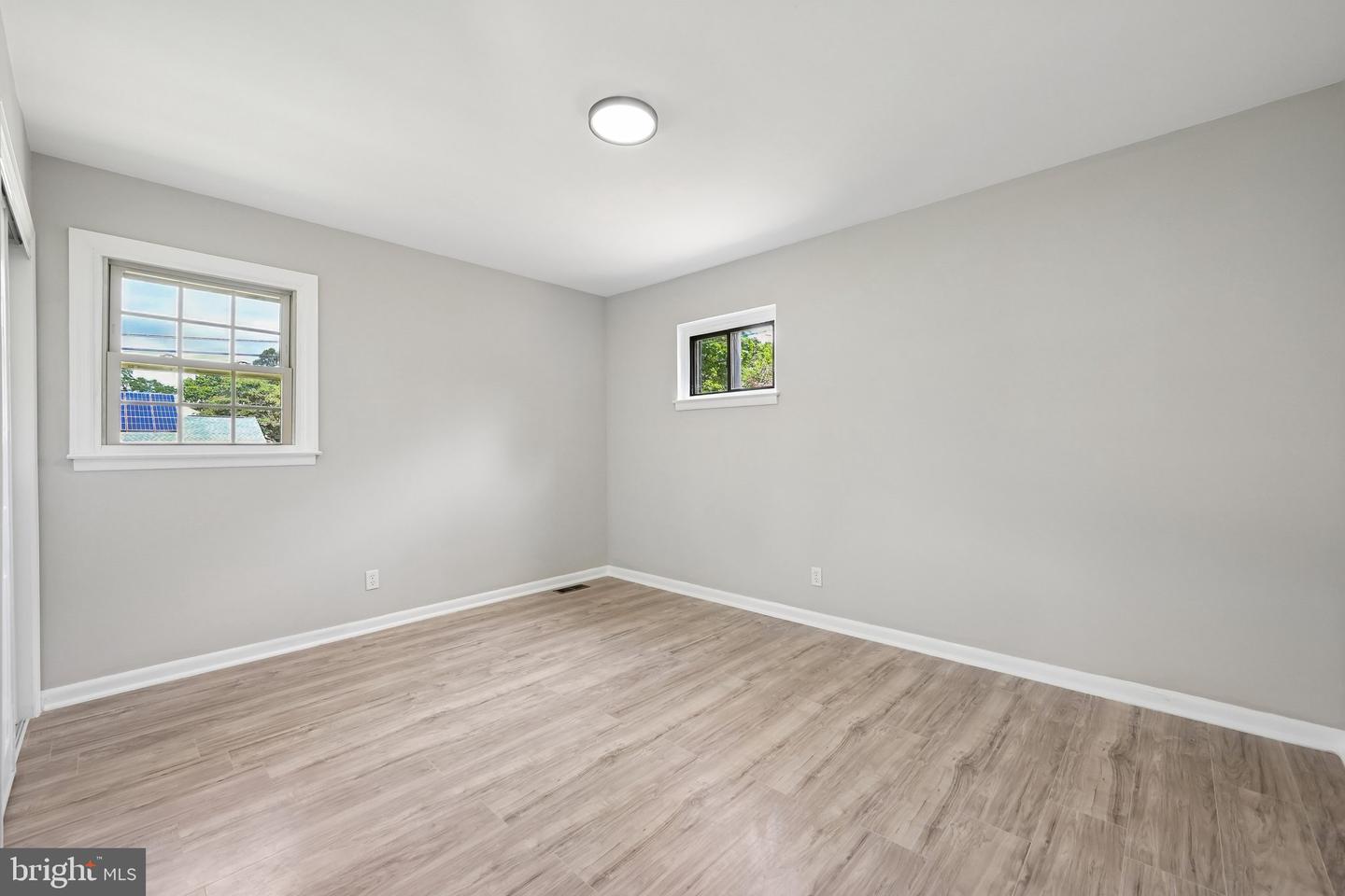 2310 S Cuthbert Dr Property Photo 18