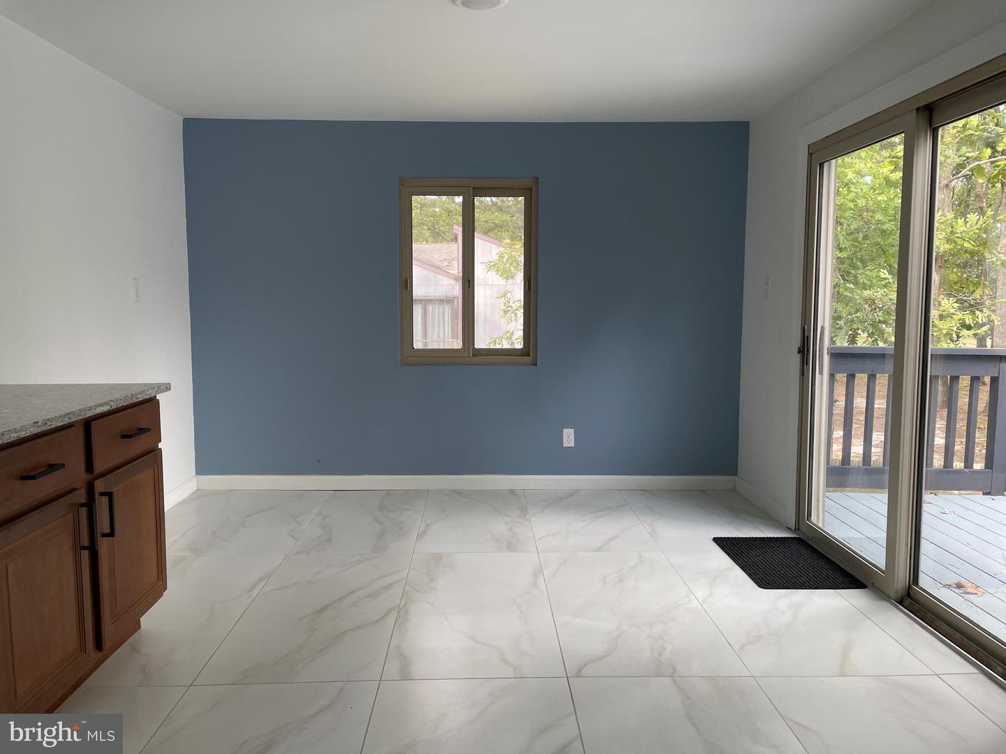 802 Salem Ct Property Photo 15