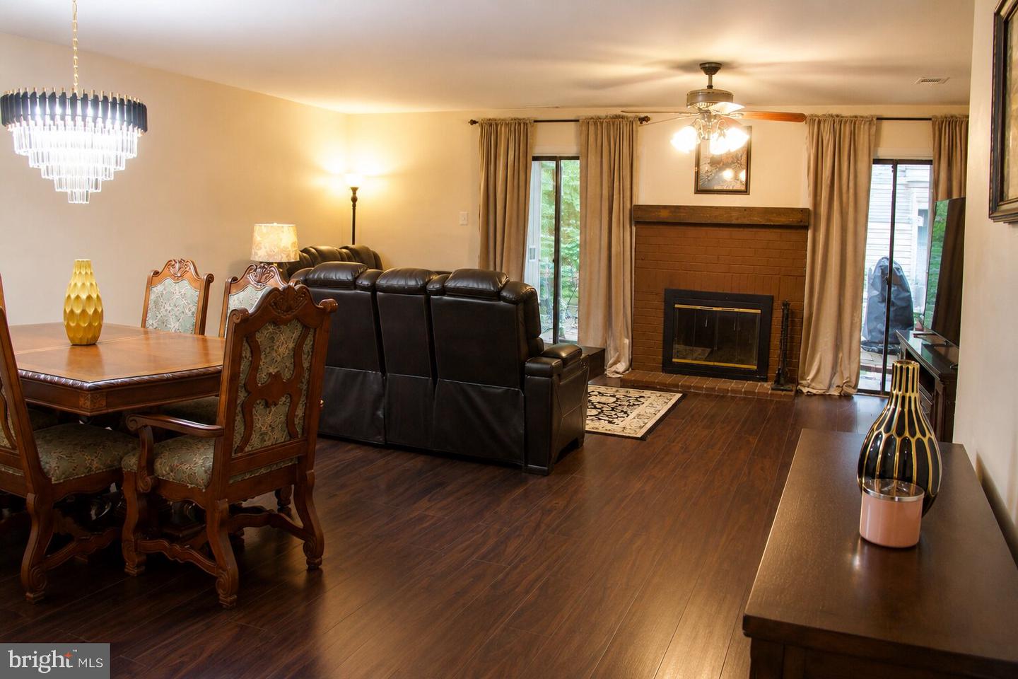 1602 Bromley Ests Property Photo 3