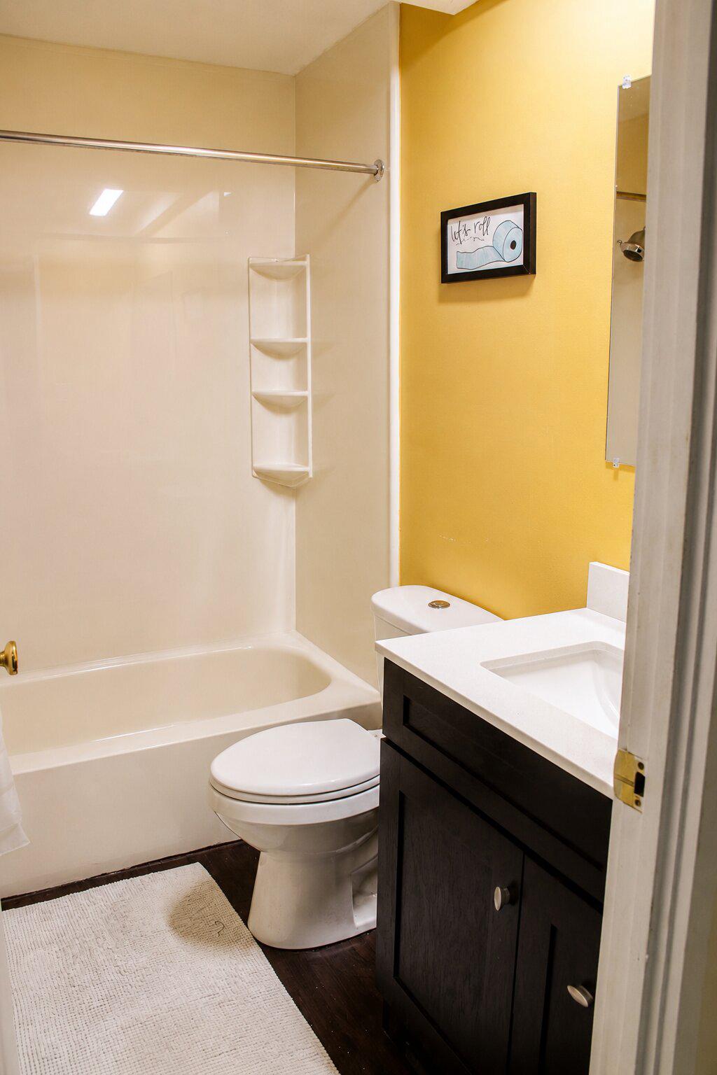 1602 Bromley Ests Property Photo 11