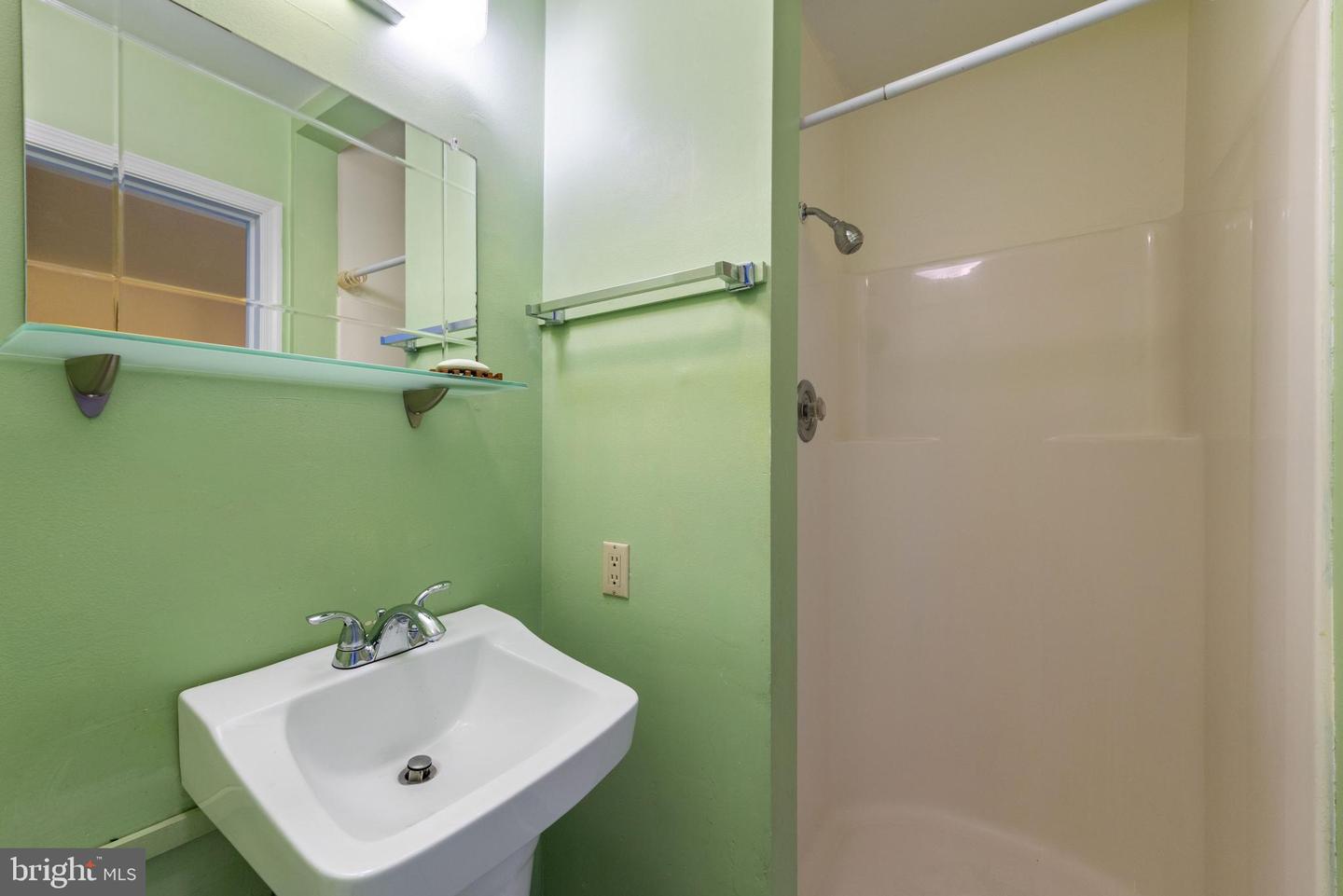 4 Steven Dr Property Photo 17