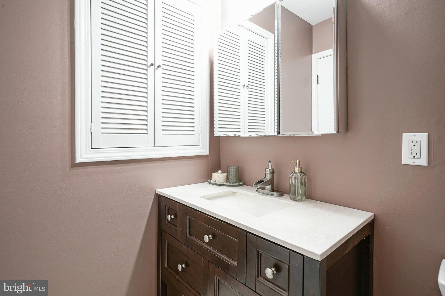 388 Tavistock Property Photo 23