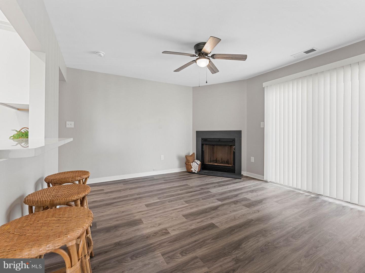 1203 Roberts Way Property Photo 10