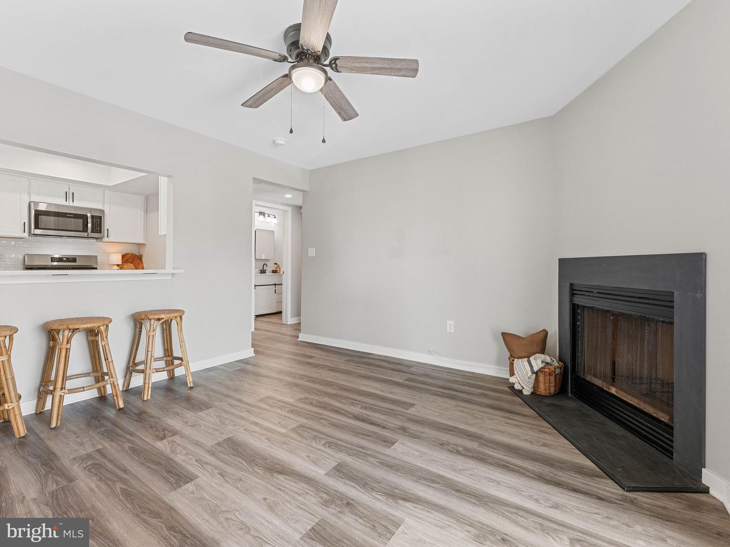 1203 Roberts Way Property Photo 11