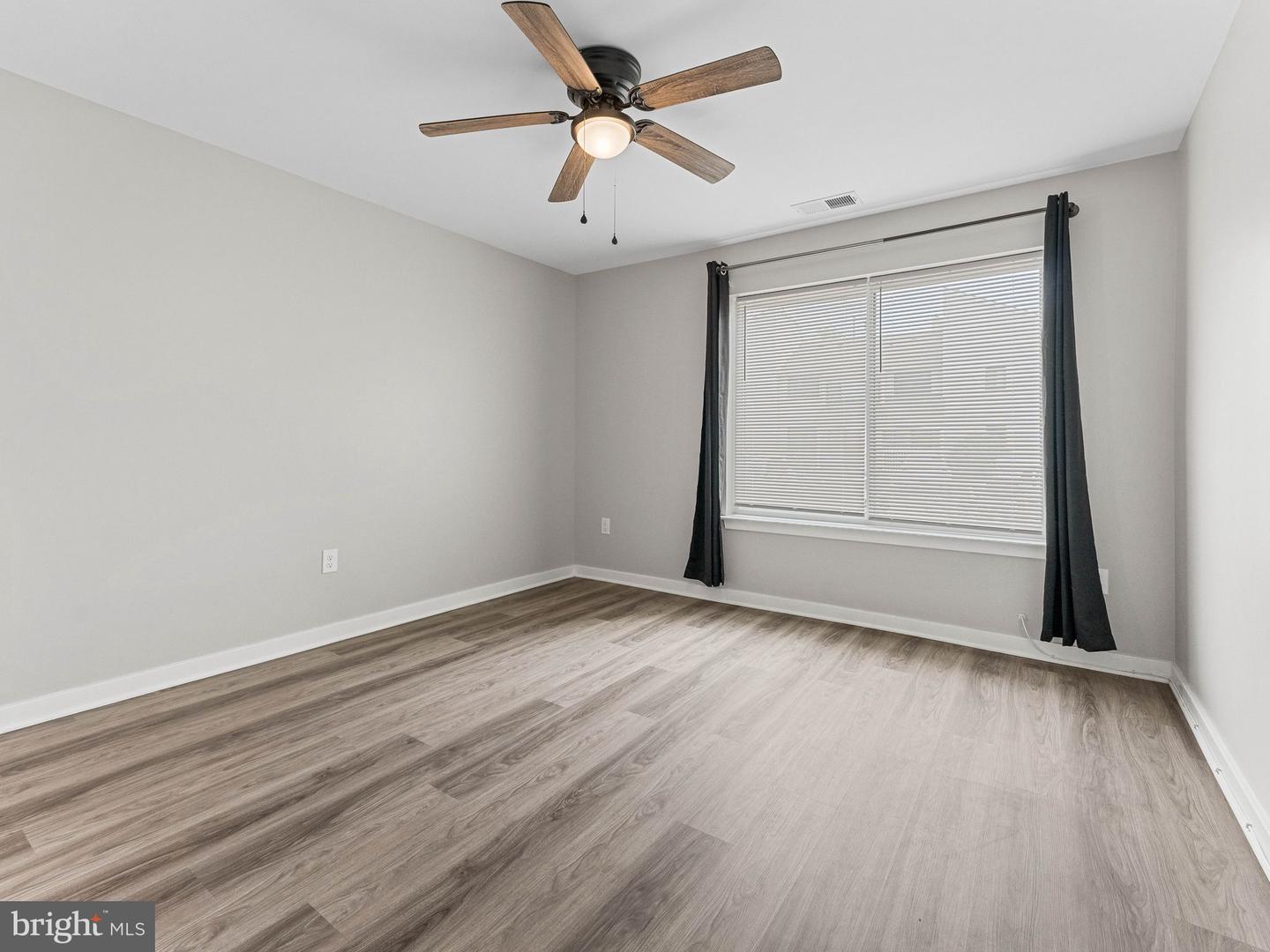 1203 Roberts Way Property Photo 14