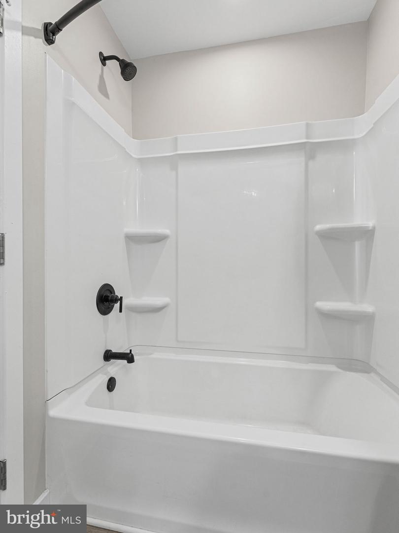 1203 Roberts Way Property Photo 18