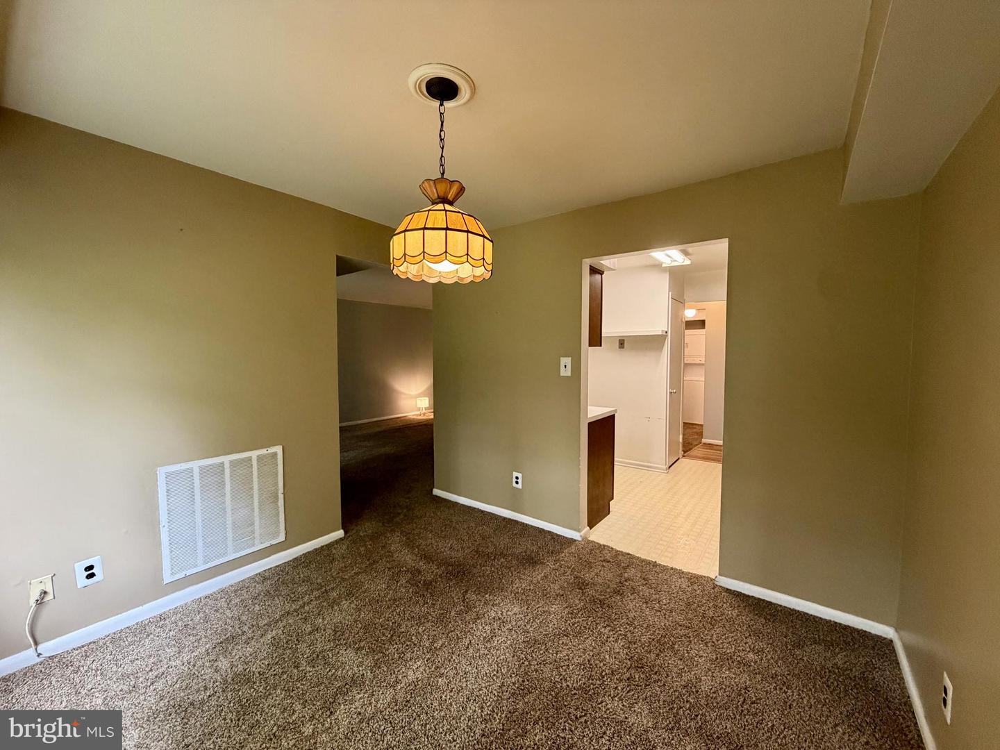 129-2 Echelon Rd Property Photo 9