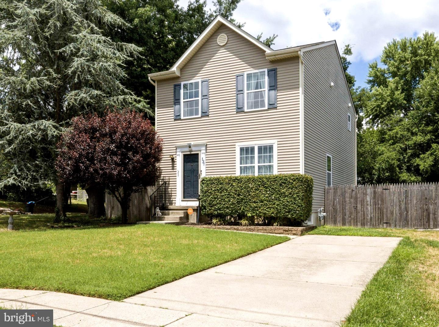 131 W Monroe Ave W Property Photo 1