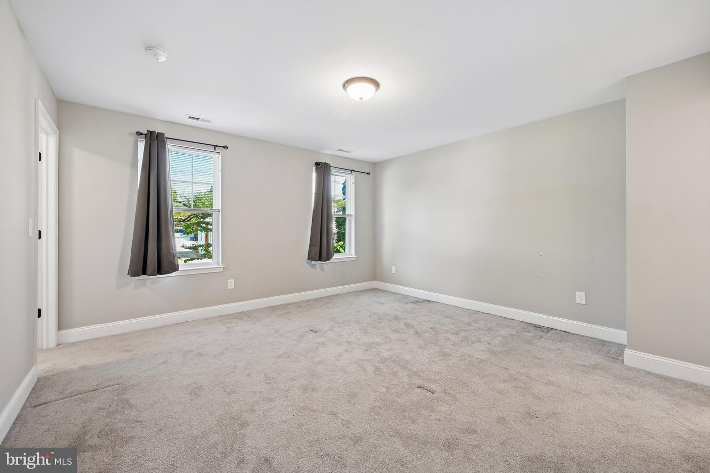 336 W Evesham Ave Property Photo 15