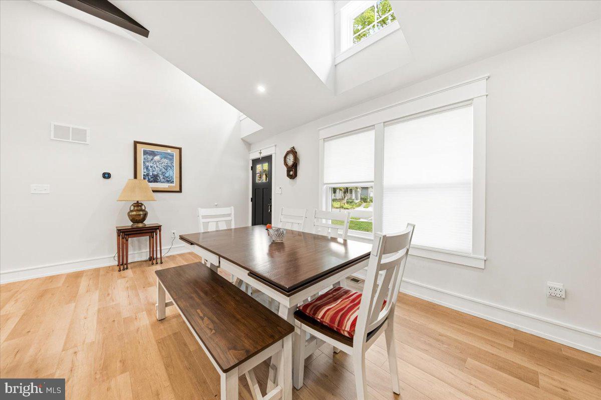 12 Lafayette Ave Property Photo 15