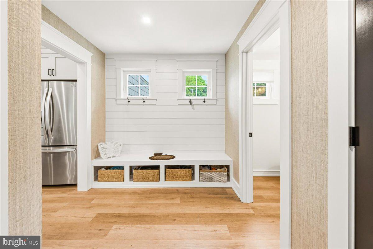 12 Lafayette Ave Property Photo 22
