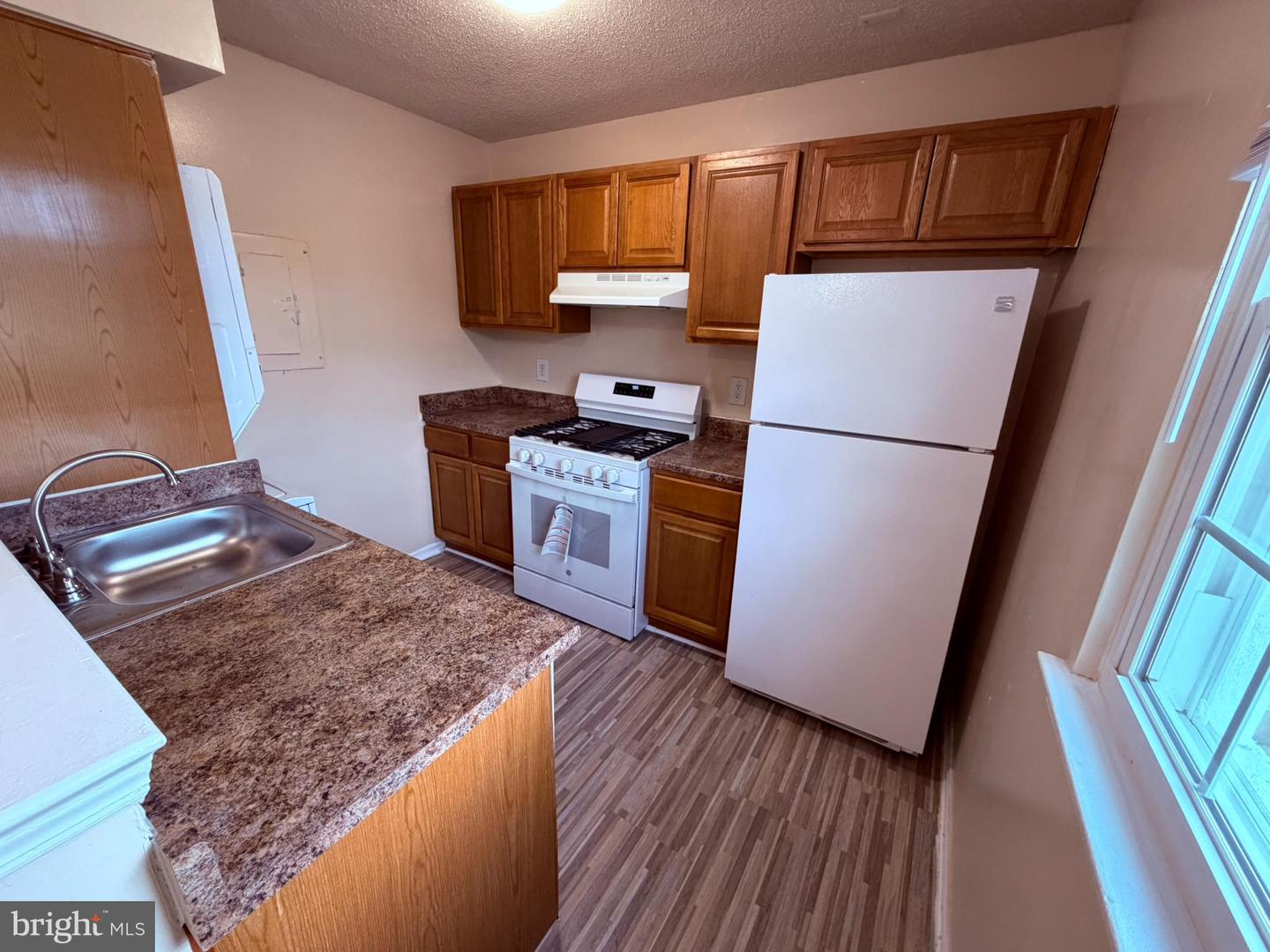 100 Park Blvd #44d Property Photo 8
