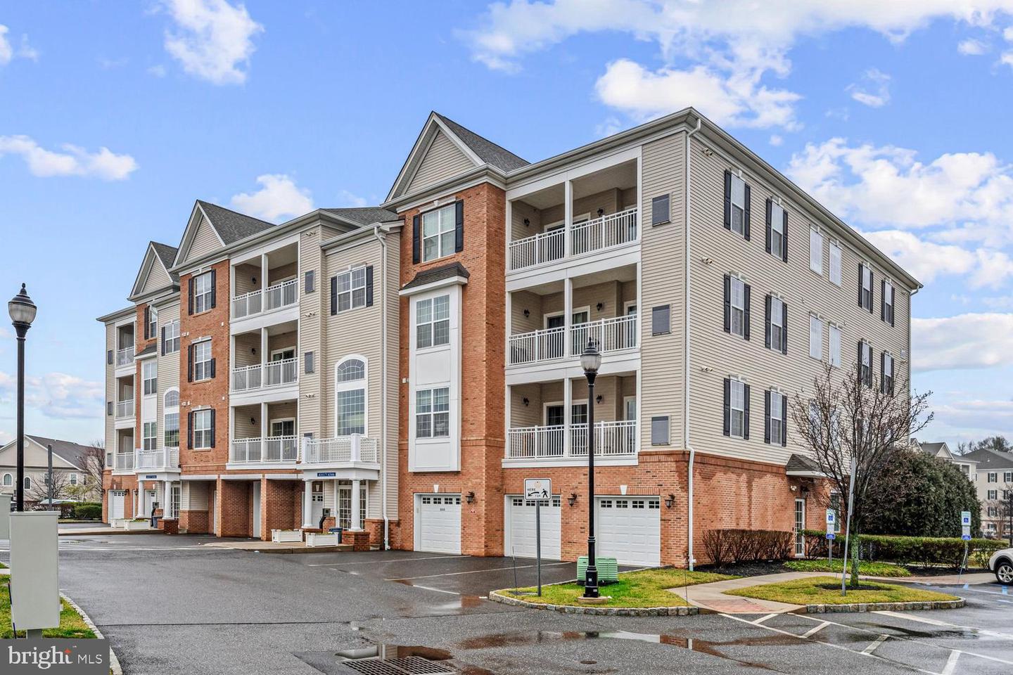 4344 CHAMPIONS RUN Property Photo 1