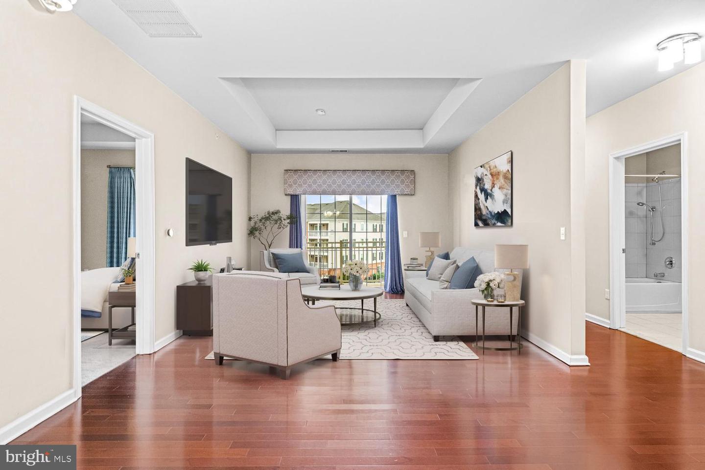 4344 Champions Run Property Photo 3