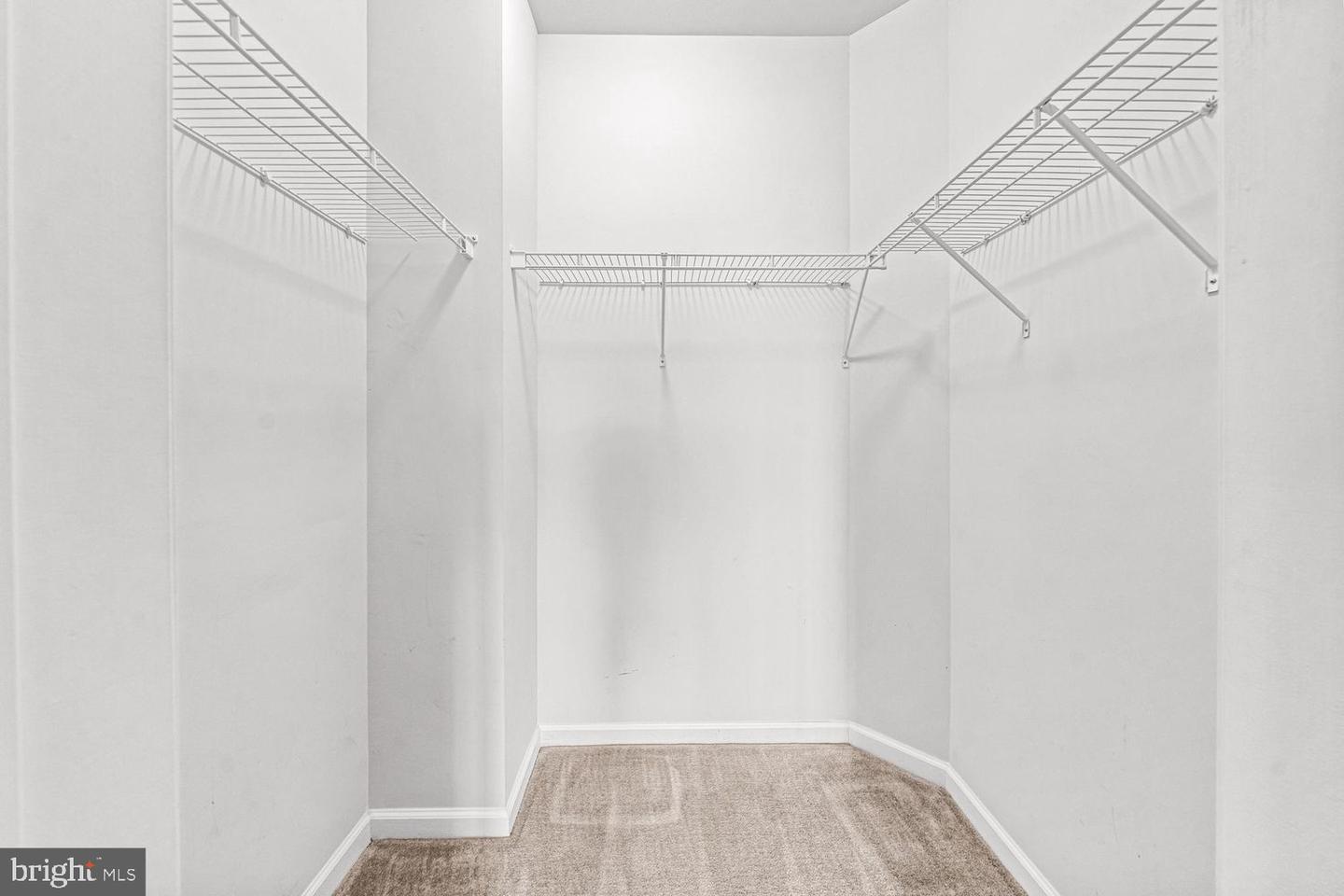 4344 Champions Run Property Photo 19