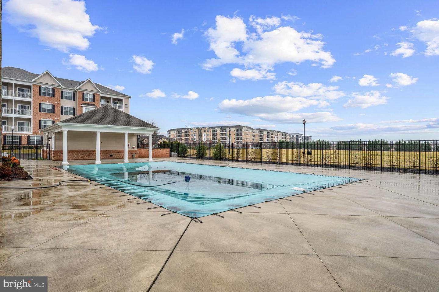 4344 Champions Run Property Photo 34