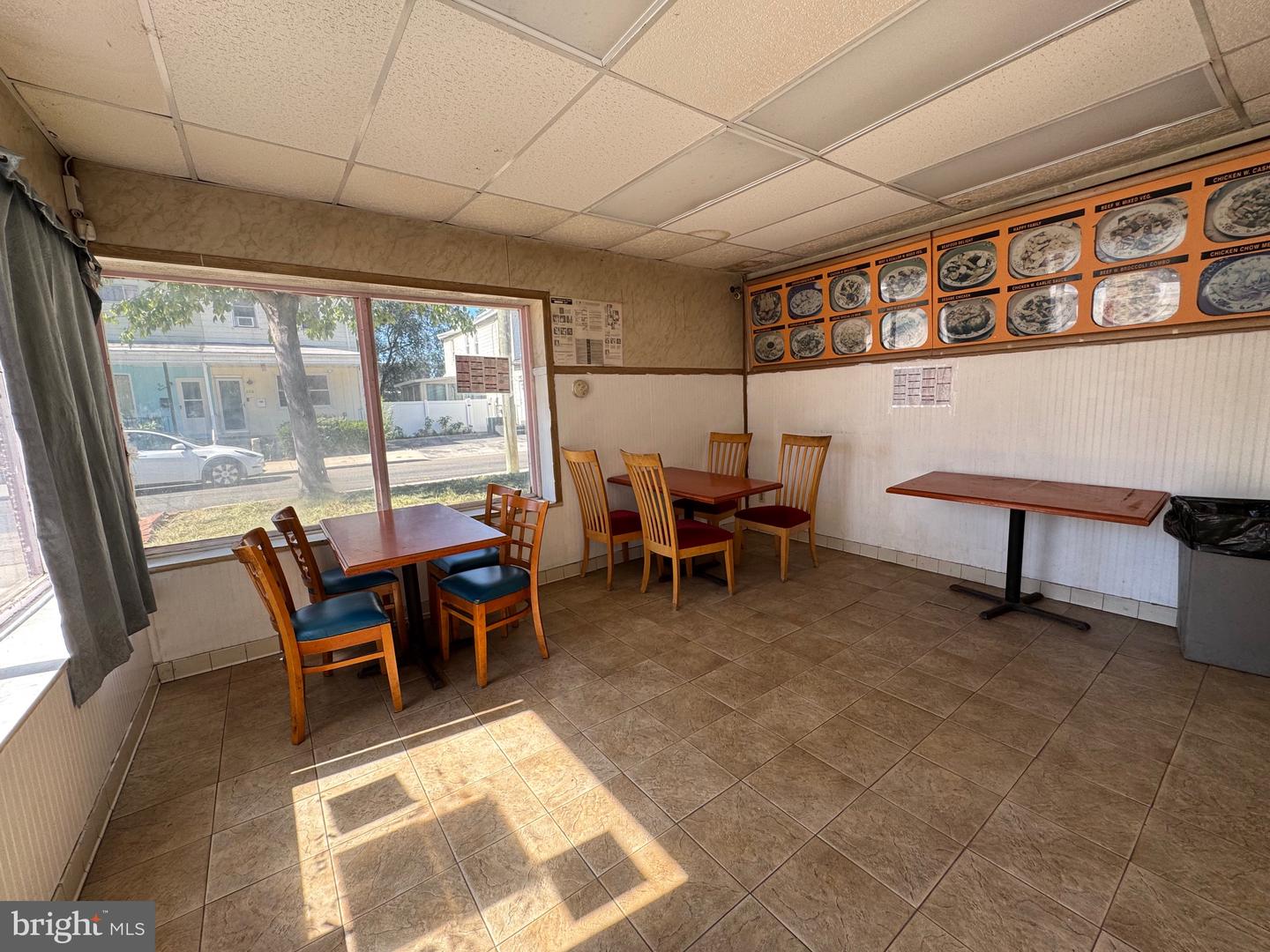 17 S Broadway Property Photo 17