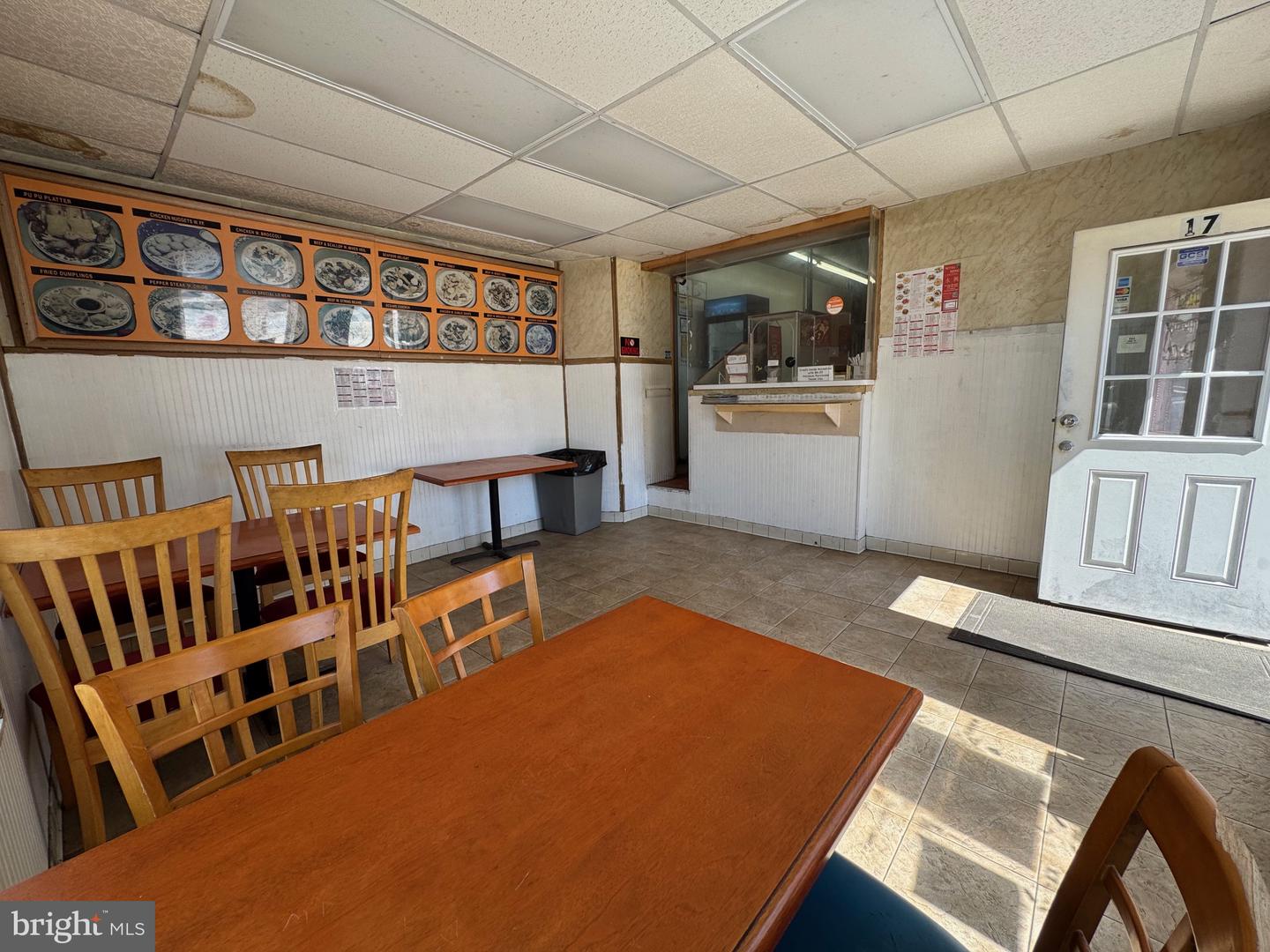 17 S Broadway Property Photo 20