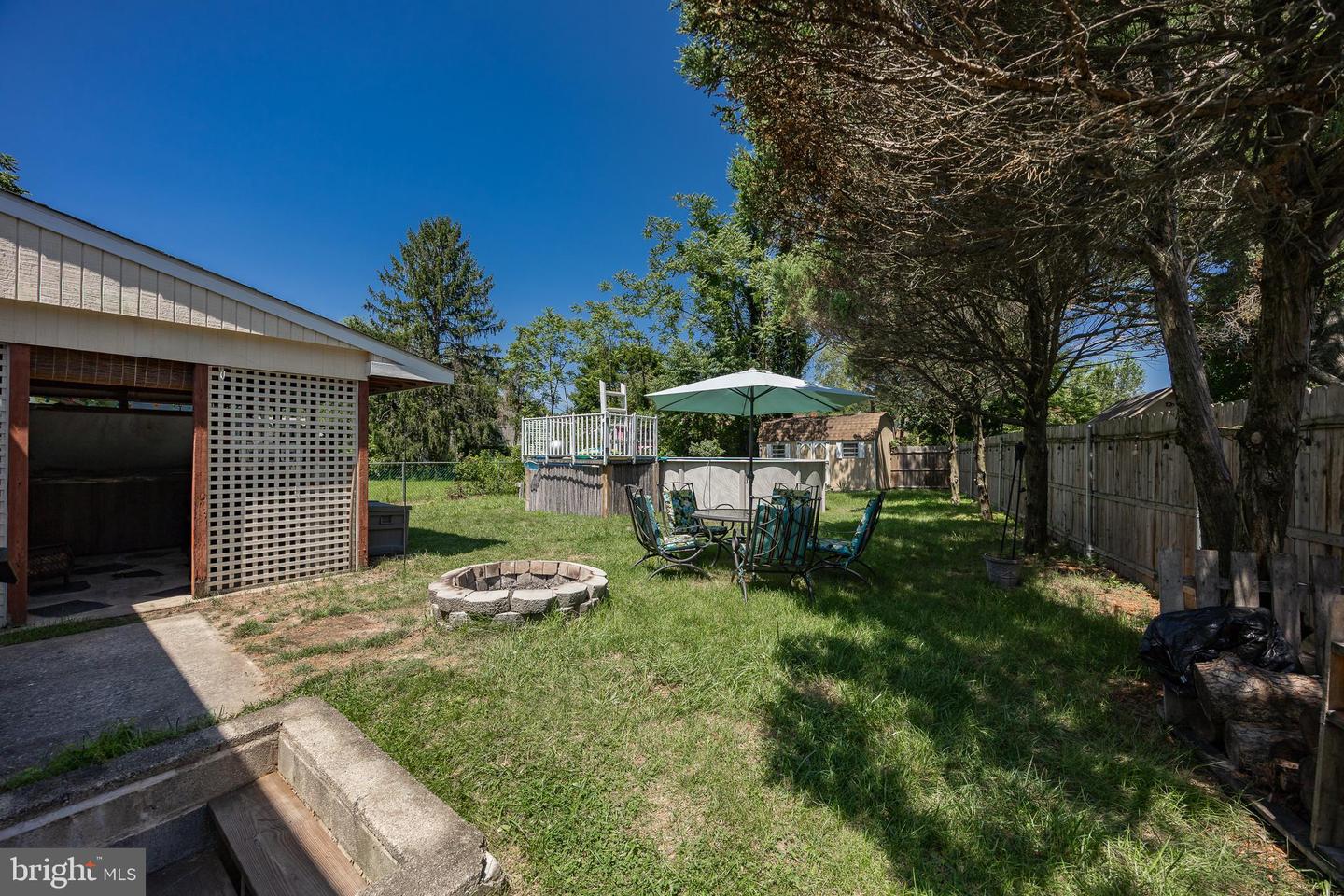 237 Aman Ave Property Photo 26