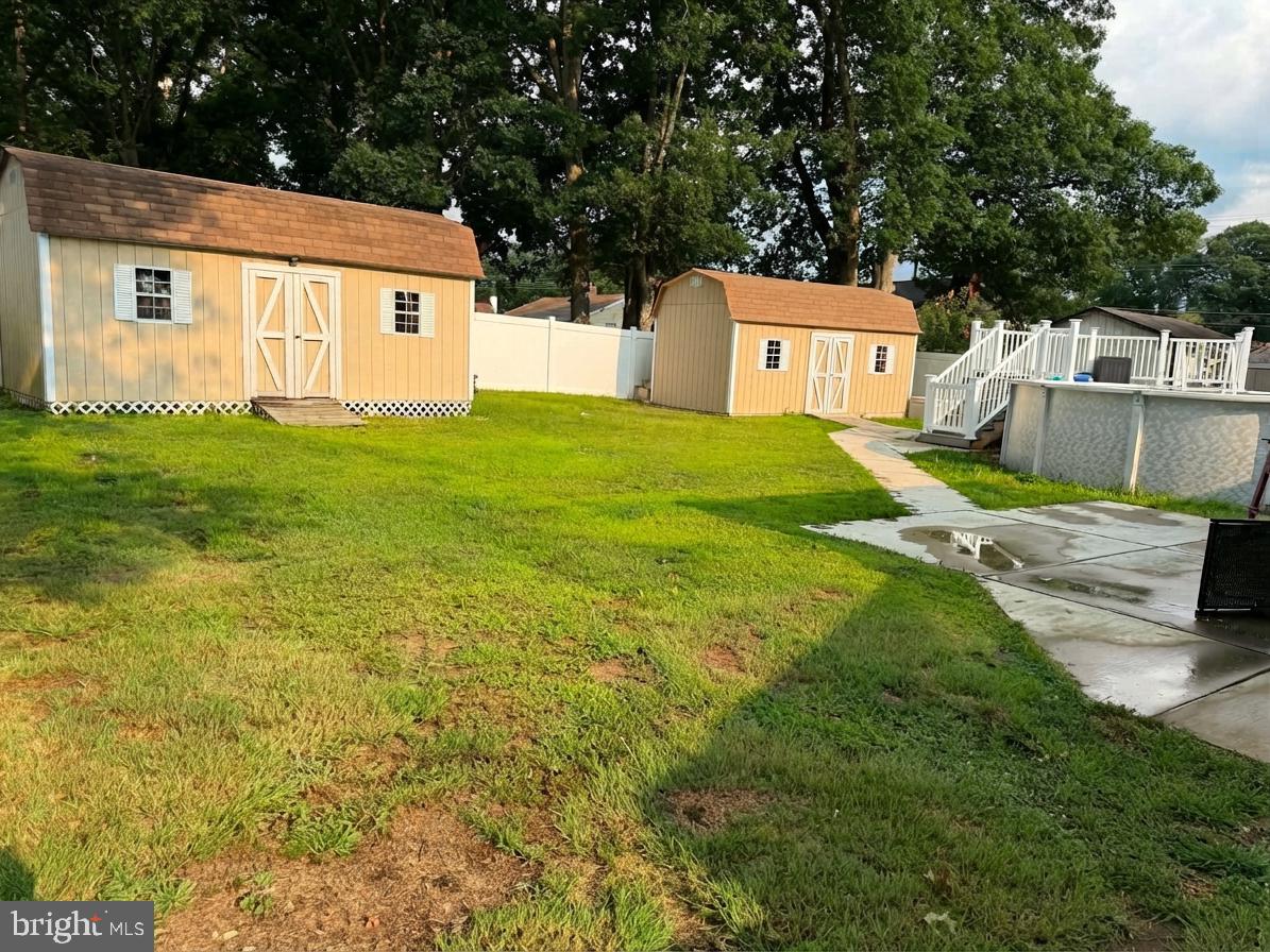 13 Hill Dr Property Photo 17